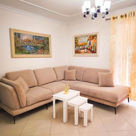 Apartment Sweet New Pazar Тирана Екстериор снимка